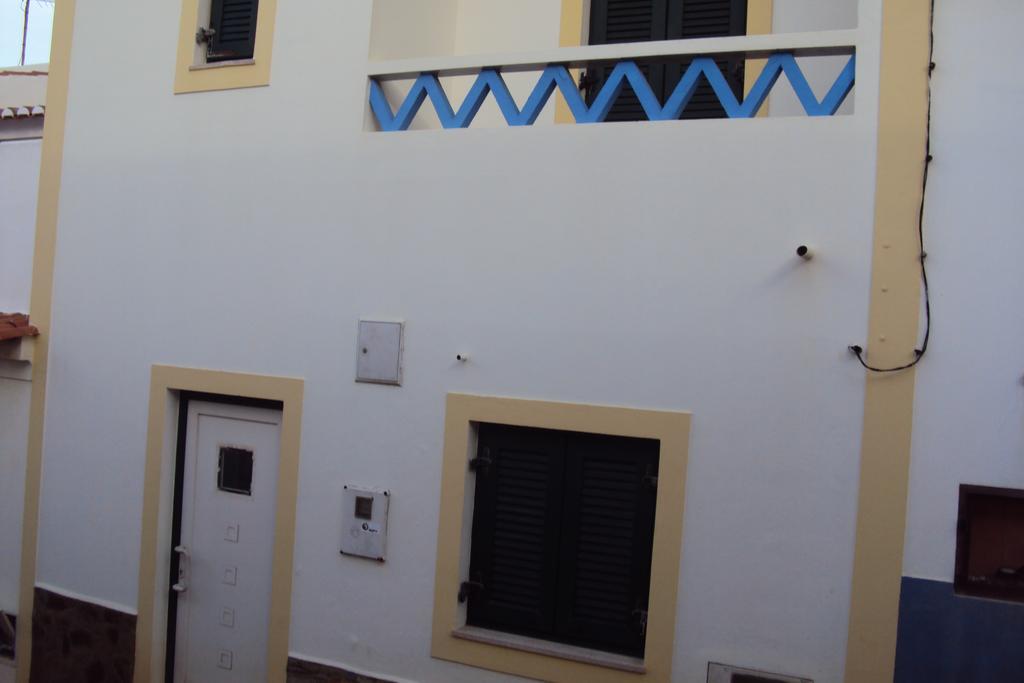 Odeceixe Beach Apartments Bilik gambar